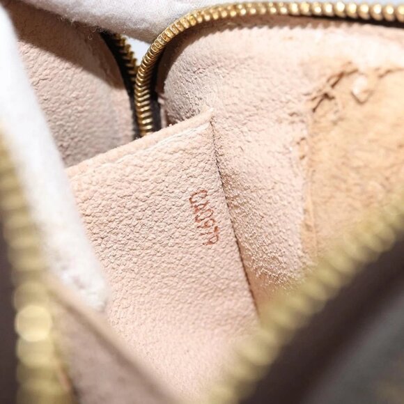 LOUIS VUITTON Monogram Pochette Cosmetic PM Pouch - Picture 12 of 15